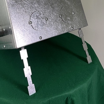 Sistema de pés para chumbamento no solo